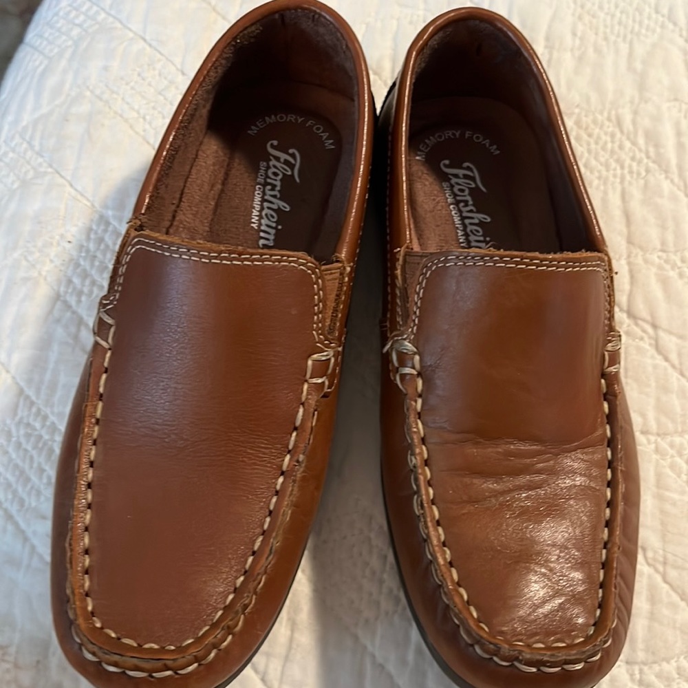 Florsheim boys size 13.5 W Jasper Venetian Jr